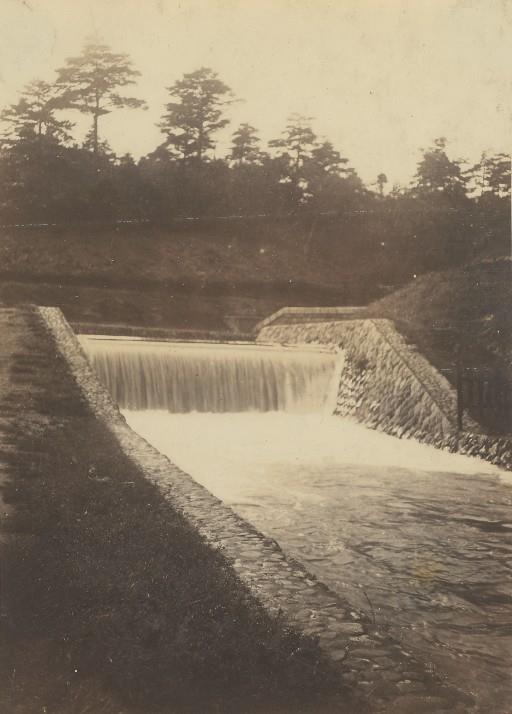 【村山貯水池】