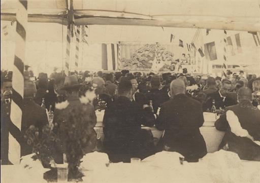 【村山貯水池】湛水式宴会会場