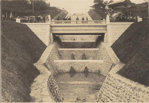【村山貯水池】集合写真 下貯水池余水吐