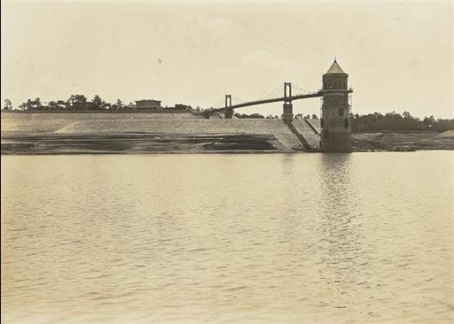 【山口貯水池】取水塔