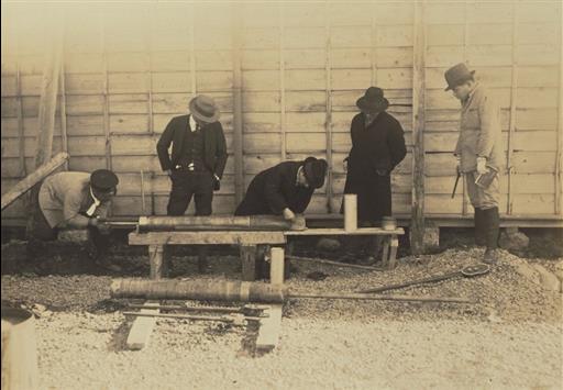 【その他】試錐作業 コアー押出