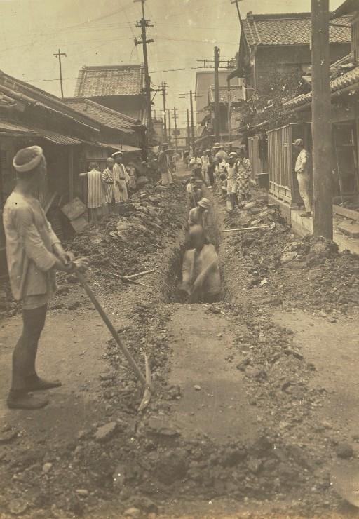 【工事写真】新宿角筈通り配水管工事