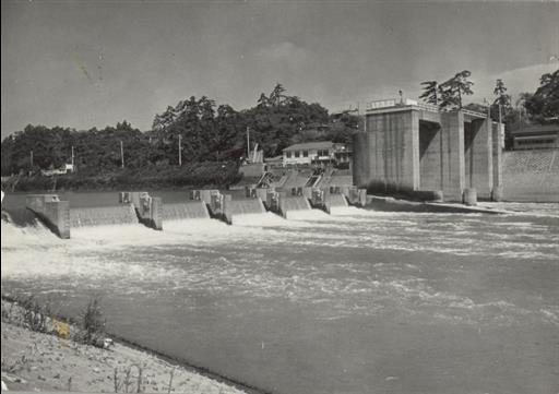 【調布取水所】取水堰