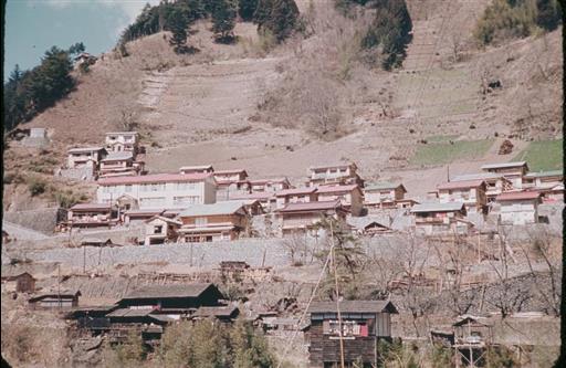 【小河内貯水池】山間の集落