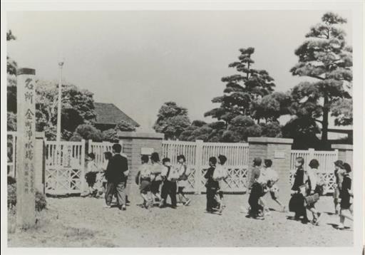 【金町浄水場】見学する子供たち