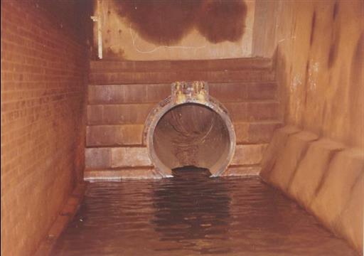 【その他】芝給水所 旧配水池内部か