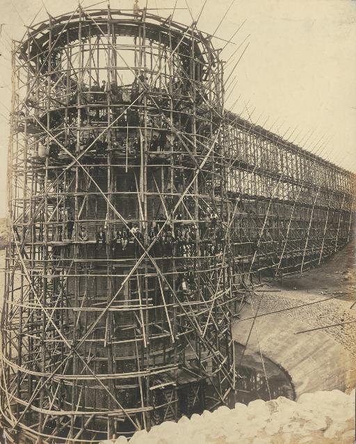 【村山貯水池】下貯水池取水塔作業中