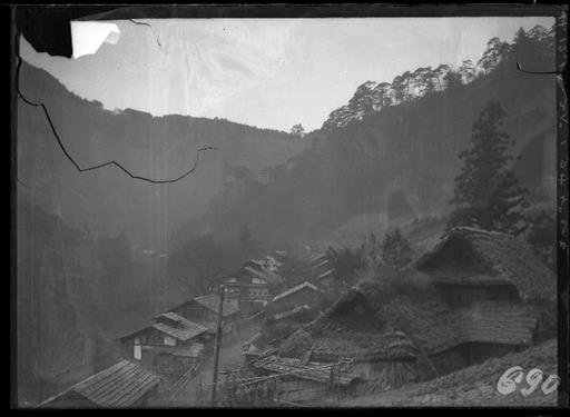 【小河内貯水池】湯場の朝景色