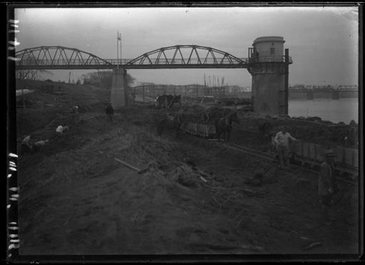 【金町浄水場】第一取水塔