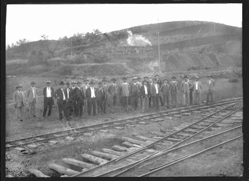 【村山貯水池】視察団一行