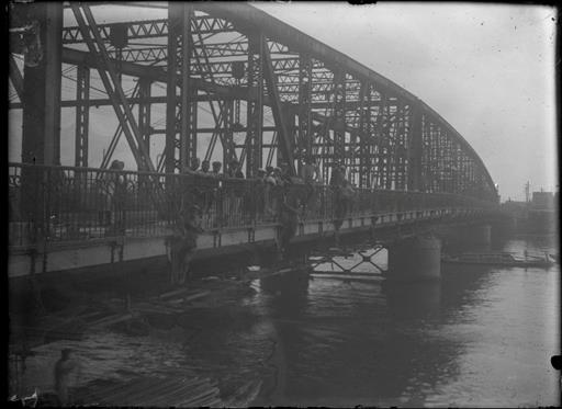 【工事写真】水道管添架工事